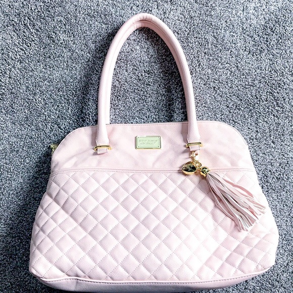 Betsey Johnson Handbags - Betsey Johnson PINK QUILTED PURSE